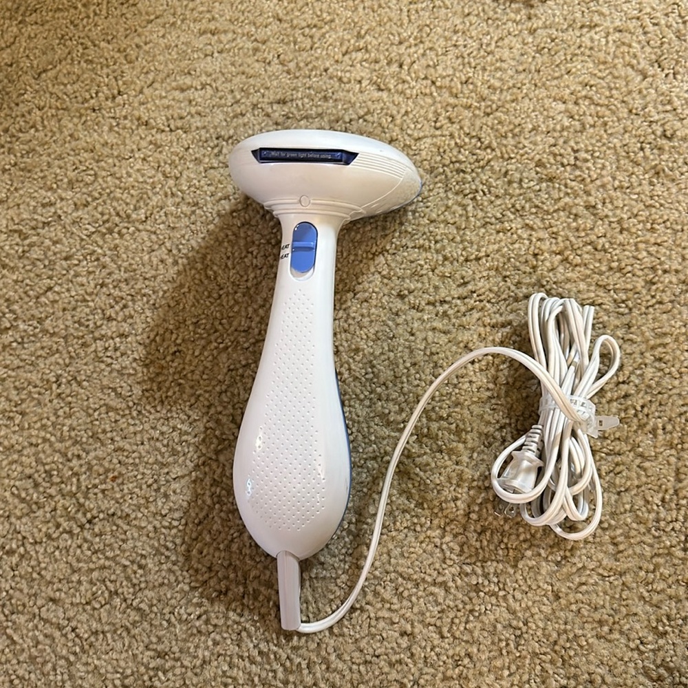 Steamer for clothes